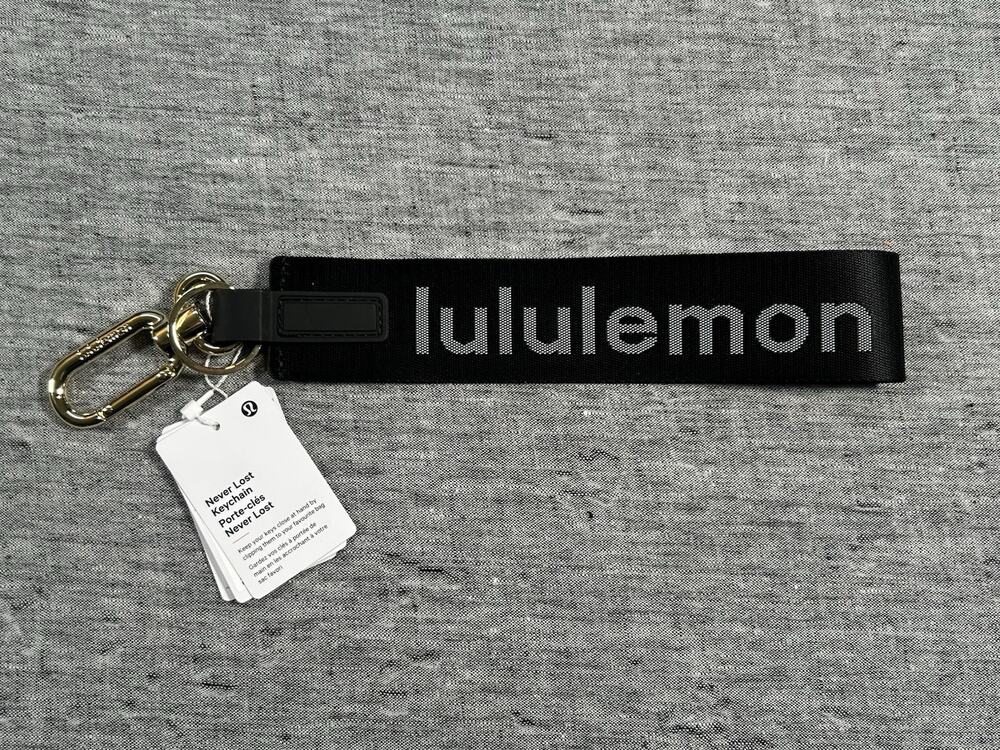 Lululemon Never Lost Keychain Strap One Size Black Gold Metal Clip Clasp